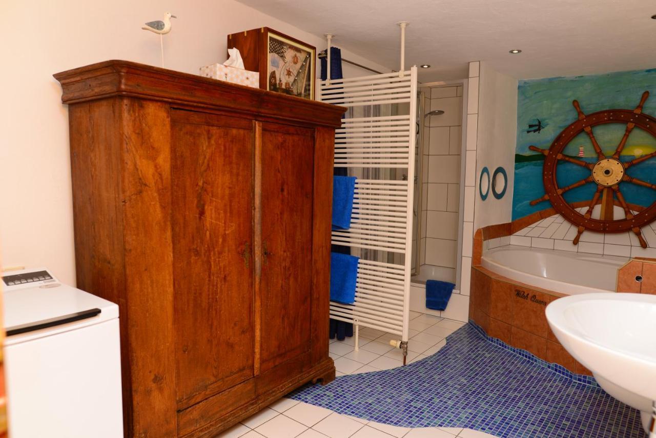 Ferienwohnung Traumschiff Erzingen Luaran gambar