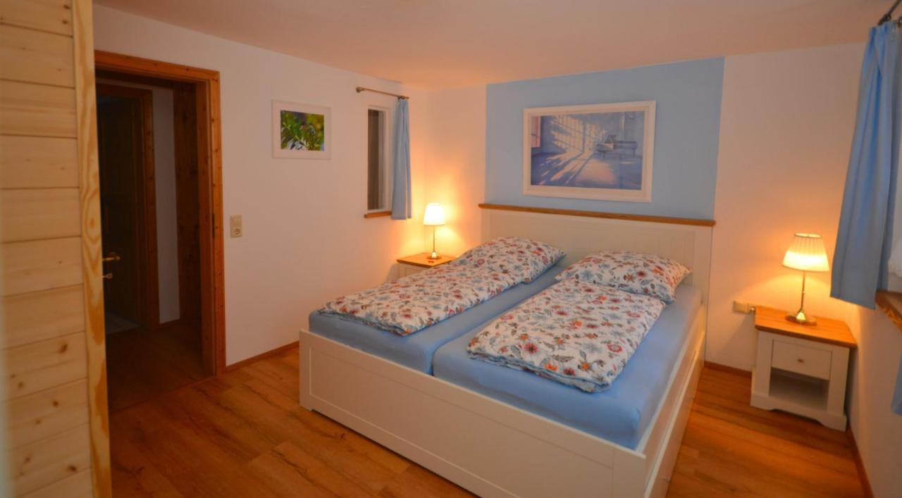 Ferienwohnung Traumschiff Erzingen Luaran gambar