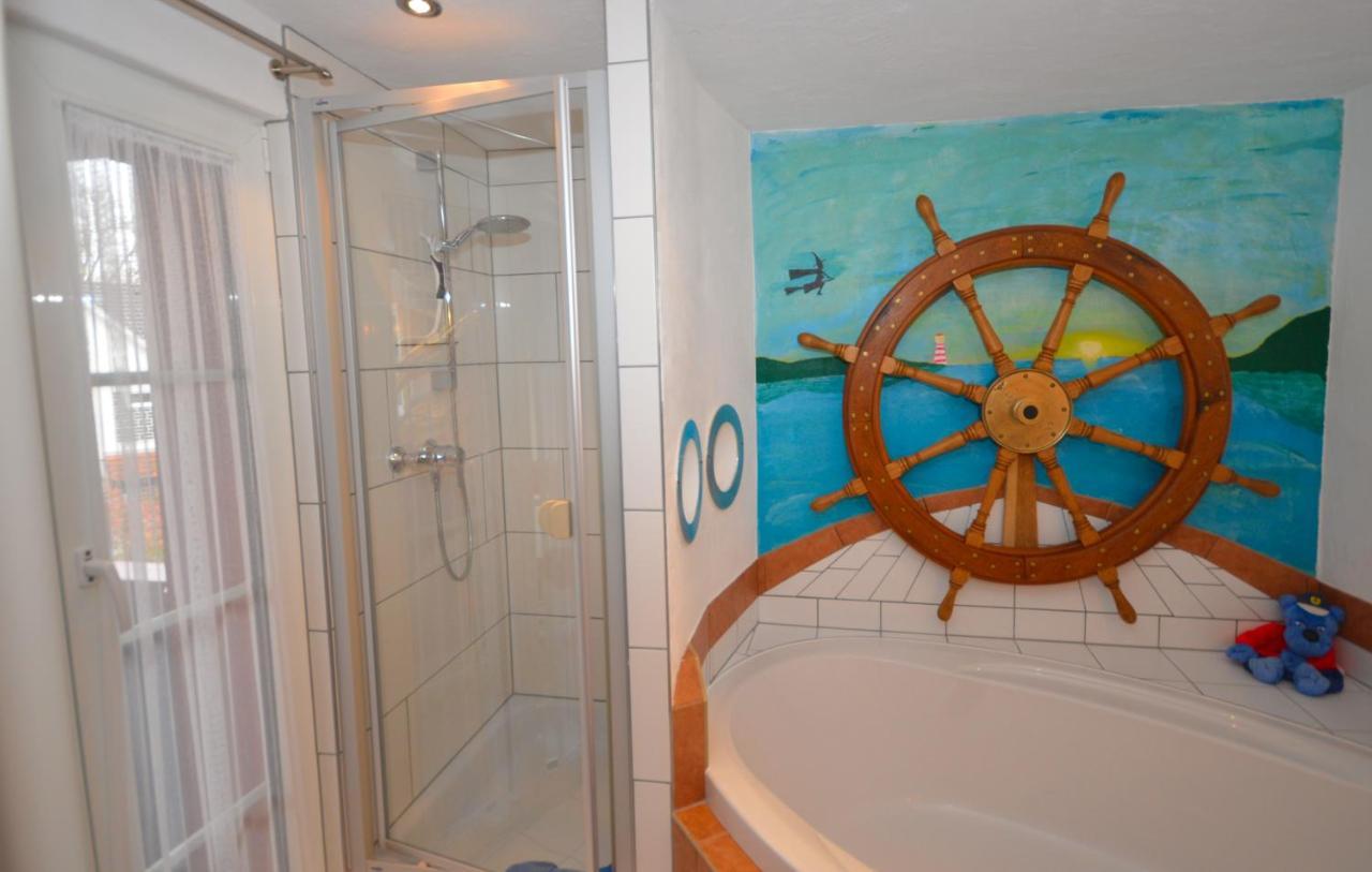 Ferienwohnung Traumschiff Erzingen Luaran gambar